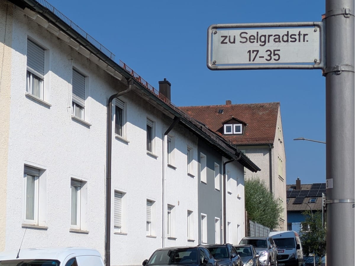 Reihenhaus mit viel Charakter und ein Traum für Gartenfreunde - Galerie 2